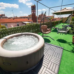 Appartamento Spazioso Con Terrazzo Navigli , Bocconi, Milano